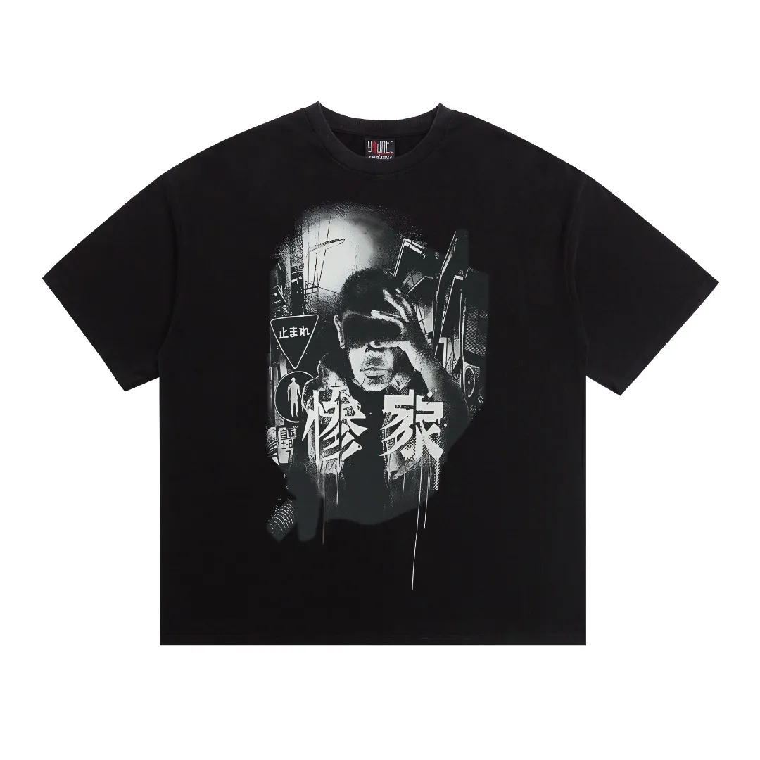 Saint Michael butterfly control house's retro printed distressed washed loose short-sleeved T-shirt with digital white ink direct injection, the fabric is breathable and the pattern is three-dimensional and clear. Fabric: Double yarn 240g Style number: S961 Size: S-M-L-XL Color: Black Price: P118